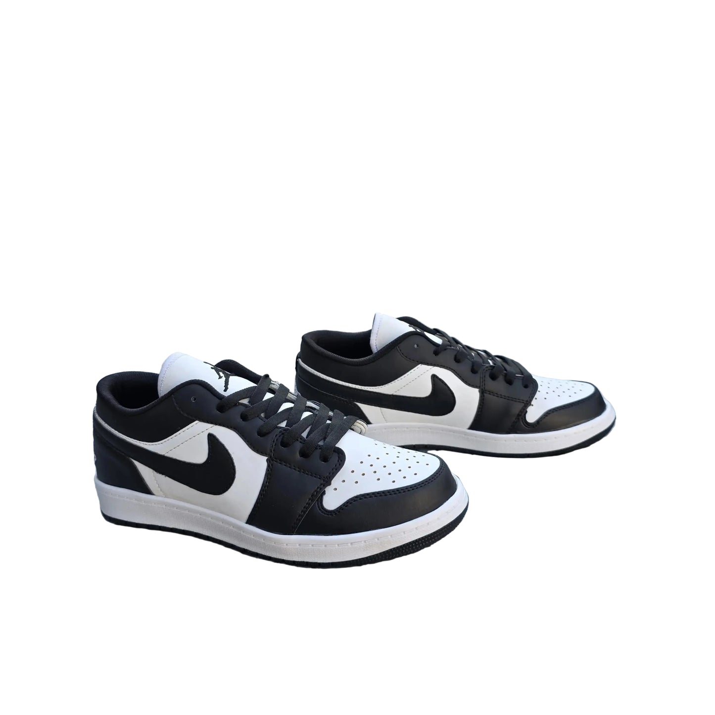 Jordan1 black white