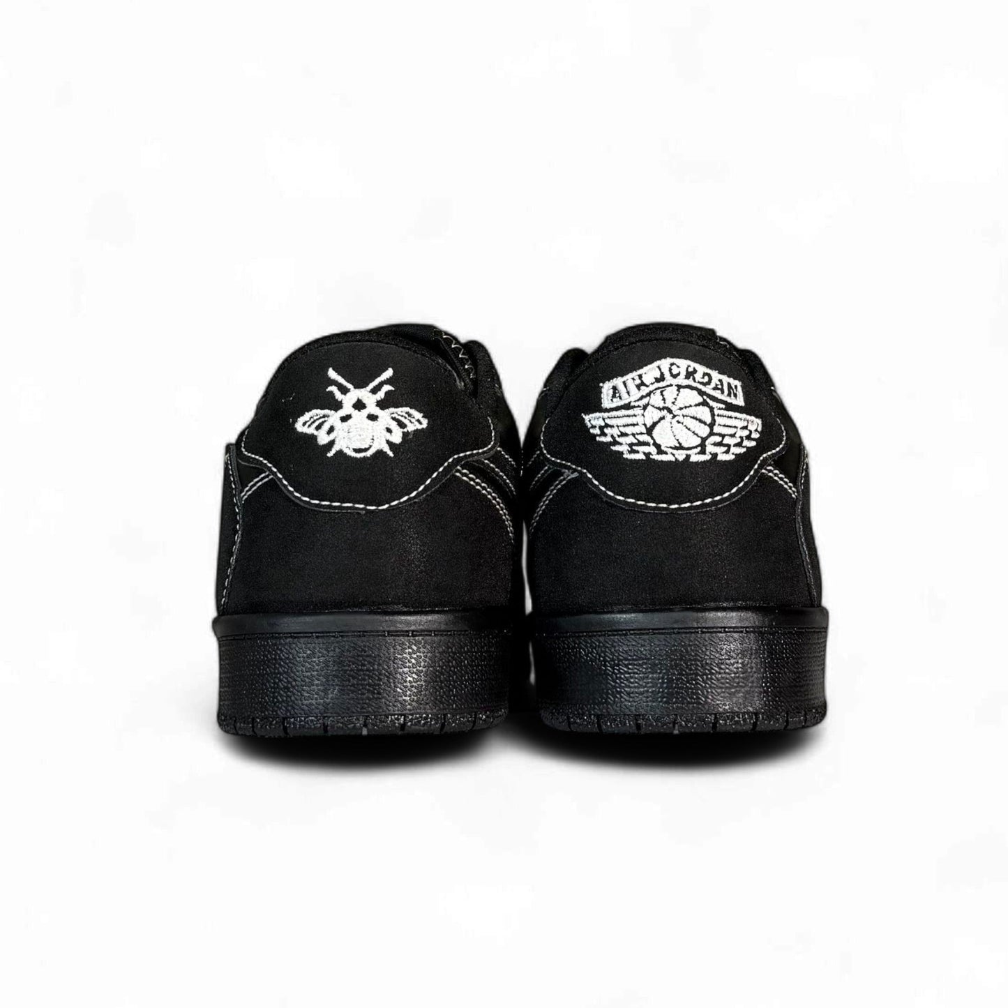 Travis Scott Black Phantom EVERUN