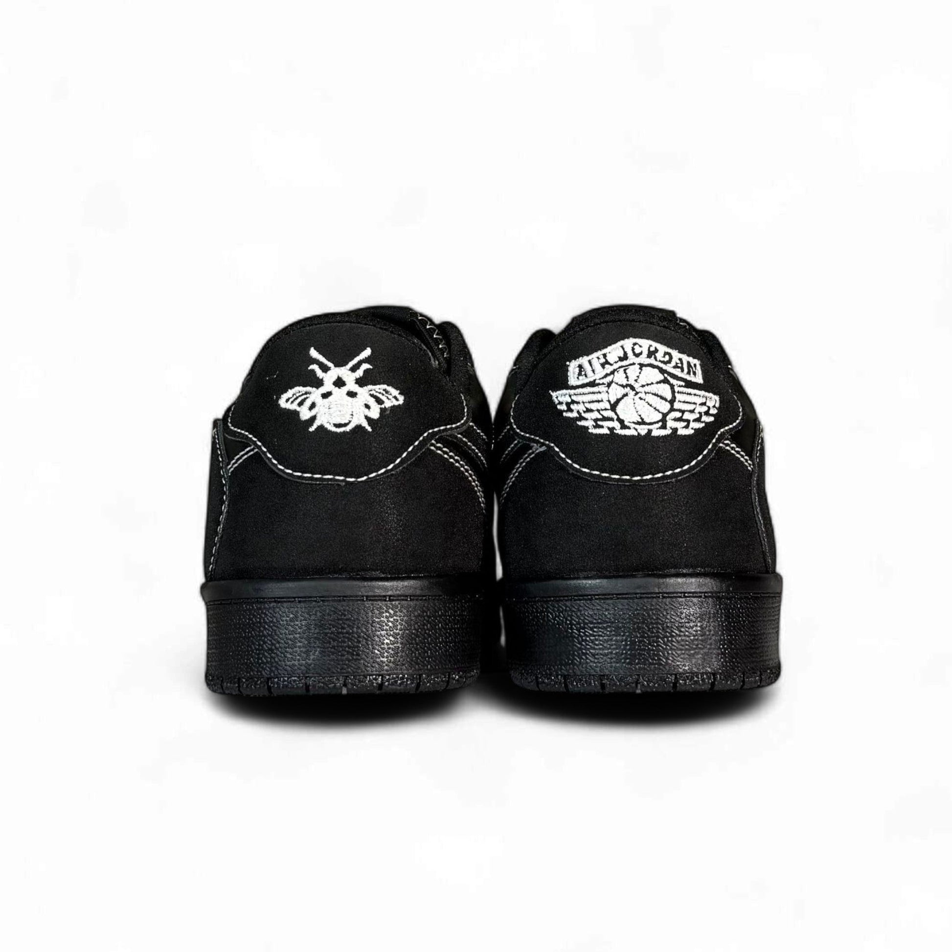 Travis Scott Black Phantom EVERUN