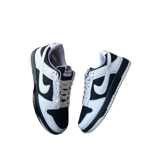 Dunk Low Reverse Panda