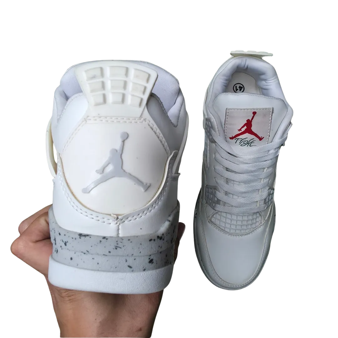 Retro 4 White Oreo k9kicks