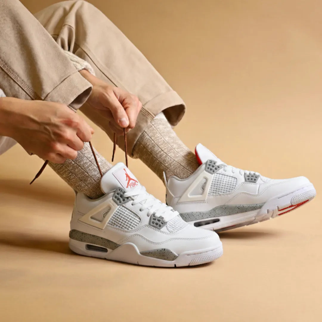 Retro 4 White Oreo k9kicks
