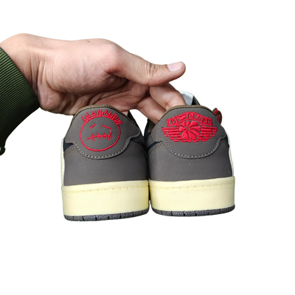 Travis Scott Mocha EVERUN