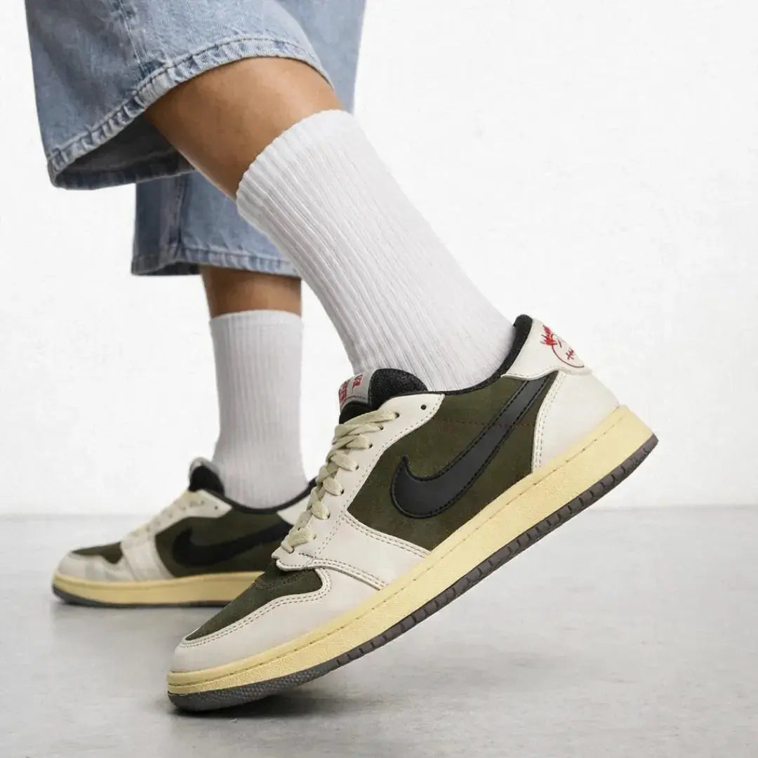 Travis Scott Reverse Olive EVERUN