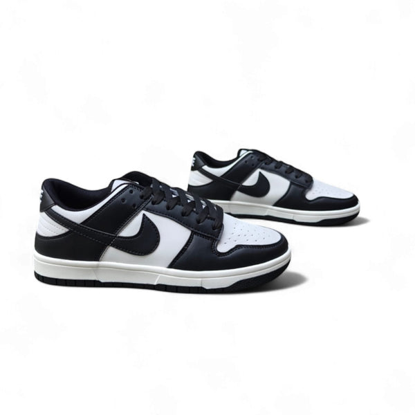 Dunk Low Panda