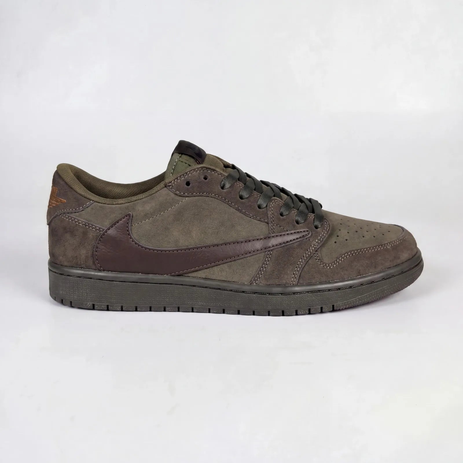 Travis Scott 'Velvet Brown'