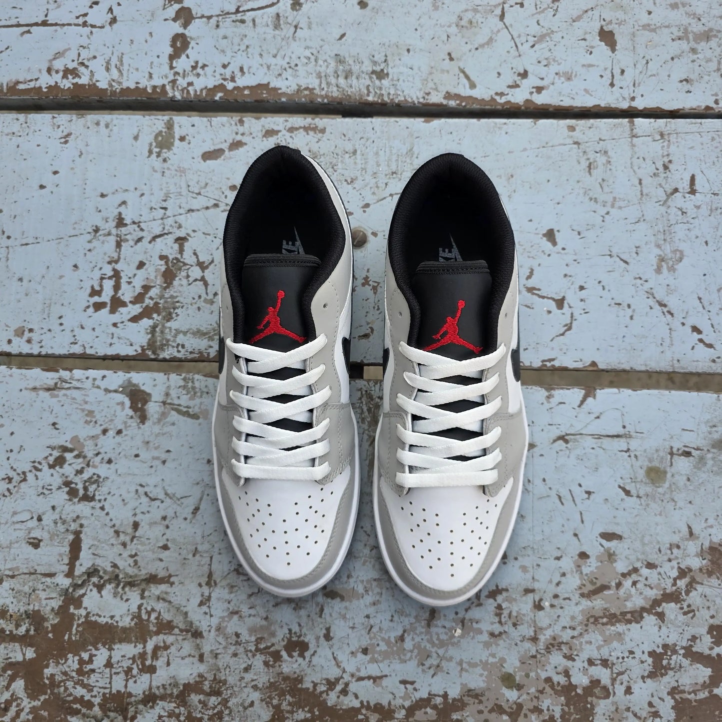 Jordan1 grey white